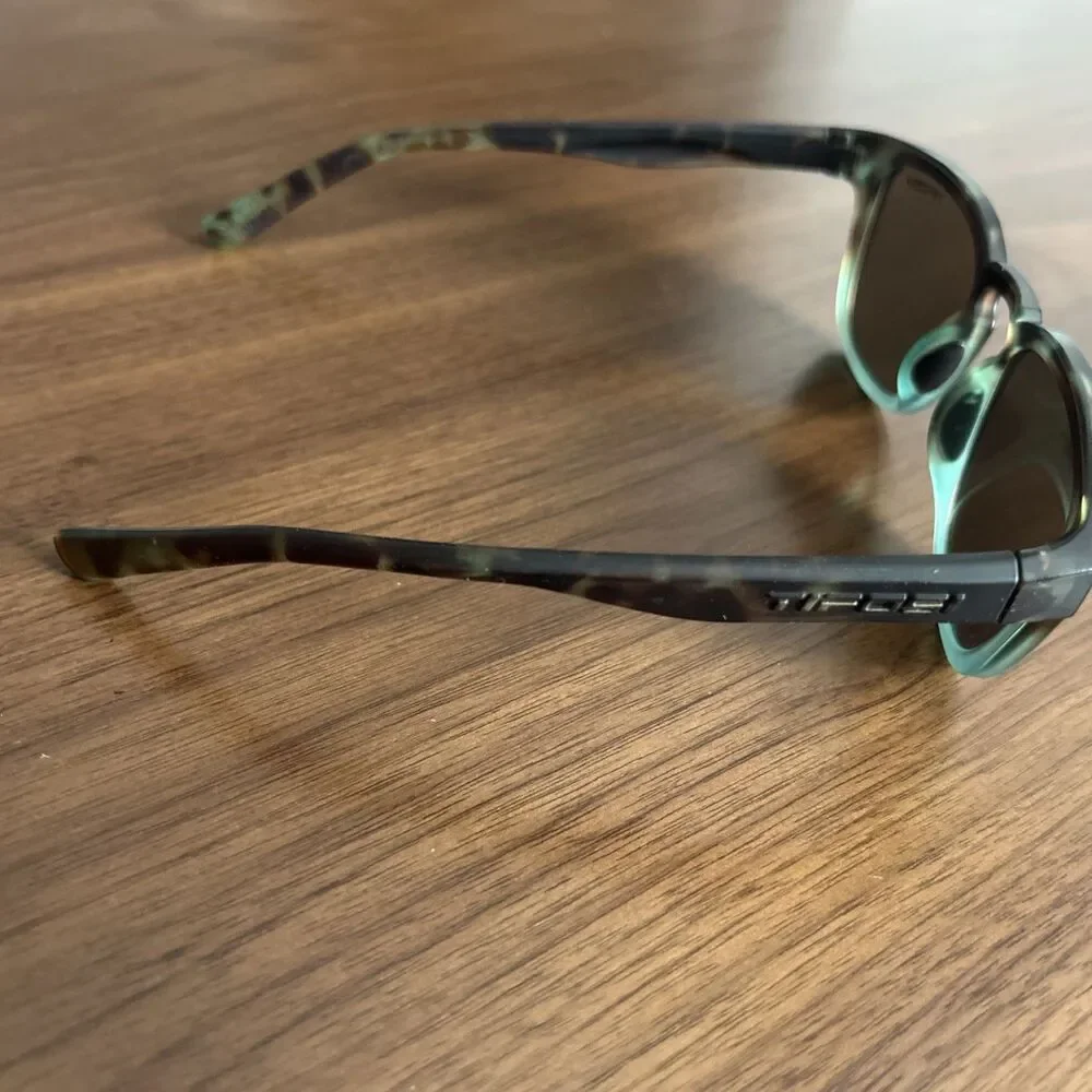 Tifosi  Sunglasses Rectangular Brown and Turquoise with Case Used